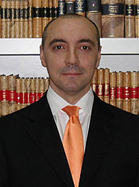 Dr. Miguel Carbonell Sánchez
